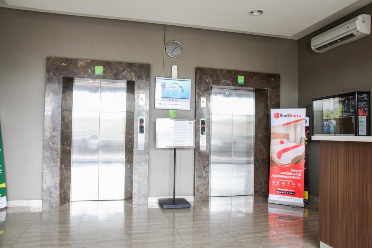 Reddoorz Apartment @ Serpong Green View Τάνγκερανγκ Εξωτερικό φωτογραφία